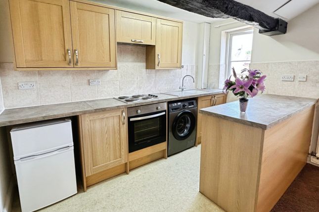 Flat 2, 12, Market Place, Ashbourne photo 3