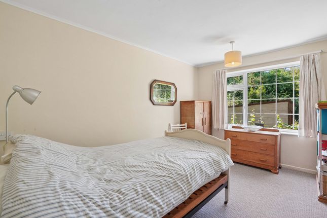 25 The Chestnuts, Wantage photo 4