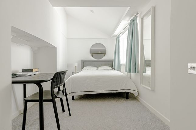 Ground Floor Flat, 3 Guilford Street, London photo 3