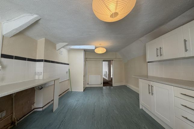 11, Biddicks Court, St. Austell photo 4
