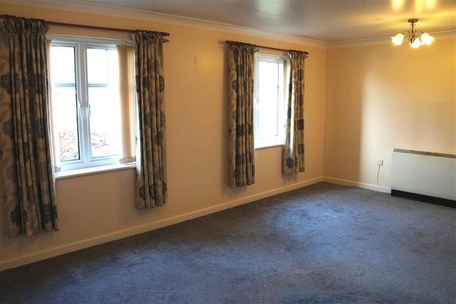 Thumbnail Flat to rent in Oak Tree Court, Haxby, York