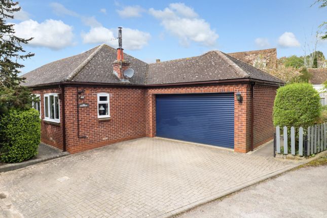 Thumbnail Detached bungalow for sale in Coxs Lane, Napton, Southam, Warwickshire