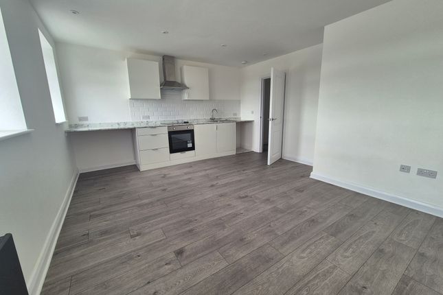 932A, Bournemouth photo 2