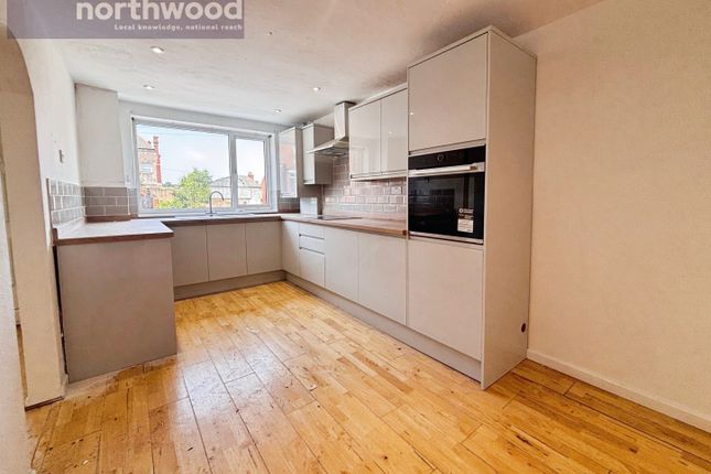 54, Radnor Drive, Wirral photo 3