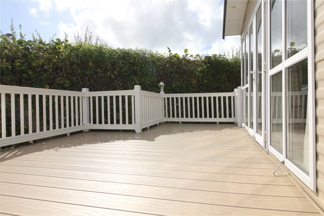 161, Seabreeze, Near Milford On Sea photo 4