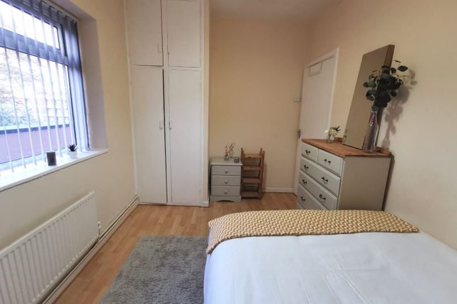 75 Bracklyn Court, London photo 3