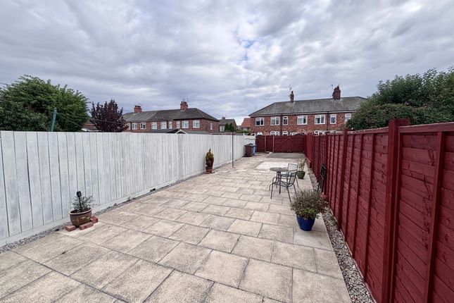 3-bed terraced on 41, Hull, £875/mo