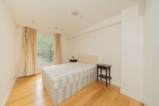 Flat to rent in Nevern Place, London