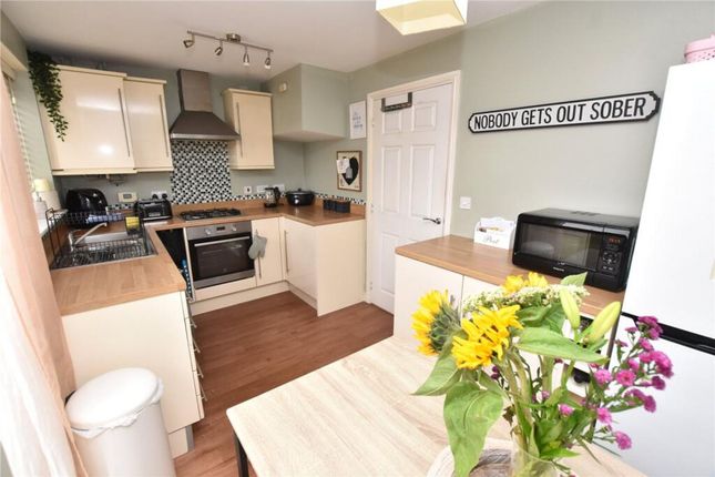 2 Pennwell Green, Leeds photo 4