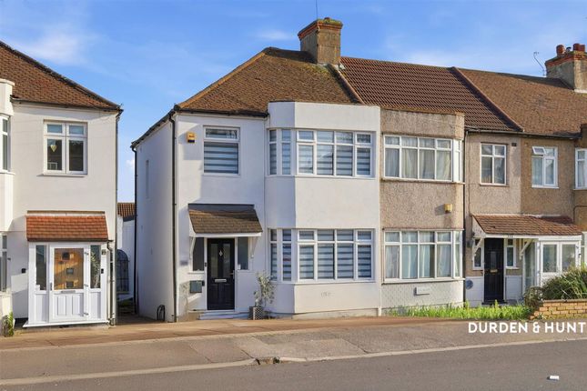 3-bed house on 329 Roding Lane North, Woodford Green, £575,000
