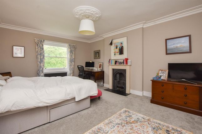 Flat for sale in Marina, St. Leonards-On-Sea