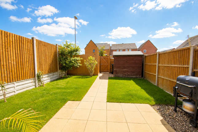 15, Cicero Crescent, Milton Keynes photo 2