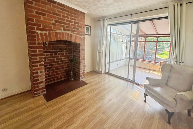 56, Nevinson Avenue, Derby, United Kingdom photo 4