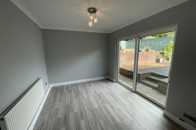 42 Fairwood Drive, Port Talbot photo 4