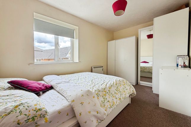 17, Winslet Place, Reading photo 4
