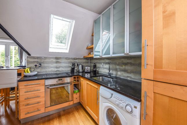 Flat for sale in Waldegrave Road, Teddington, Greater London