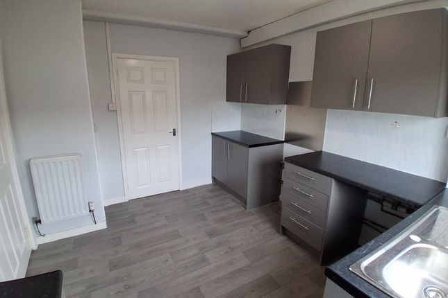 31 Honister Place, Honister Place, Newton Aycliffe, County Durham, DL5 7DJ,, Newton Aycliffe photo 5