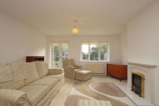 Pipers Hill Road, Kettering photo 3
