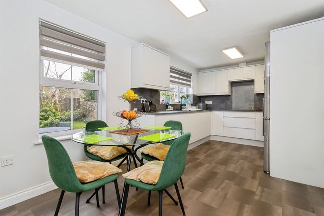 2, Westwood Cleave, Newton Abbot photo 2