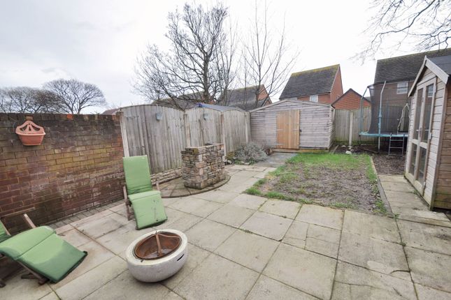 25, Croft Drive, Moreton photo 4