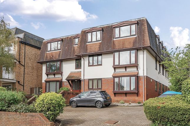 Thumbnail Flat for sale in Waverley Road, Enfield