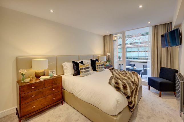 Flat to rent in 55 Ebury Street, London