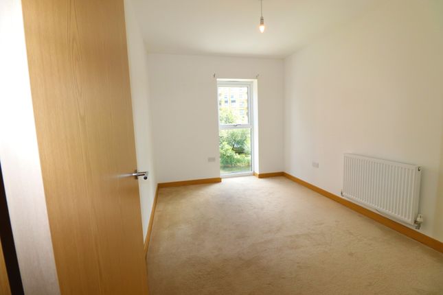 90 , William Mundy Way, Dartford photo 5