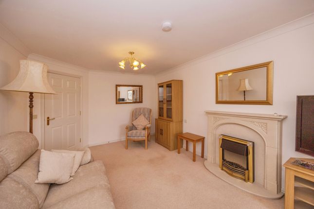 Flat 46, Green Haven Court, 84, London Road, Waterlooville photo 3
