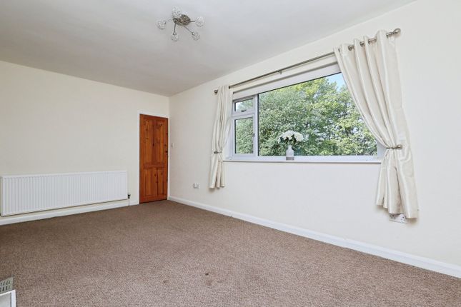 2, The Avenue, Harrogate photo 3