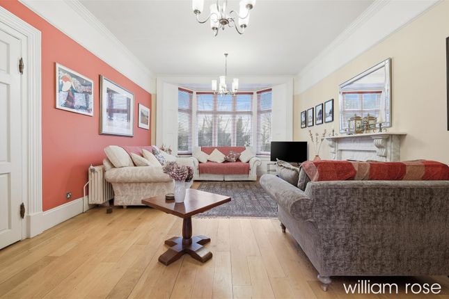 18, Broomhill Road, Woodford Green photo 3