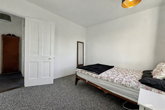 4, Ford View Road, Stowmarket photo 4