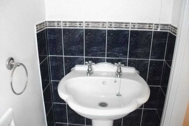 28, Tweed Drive, Didcot photo 4