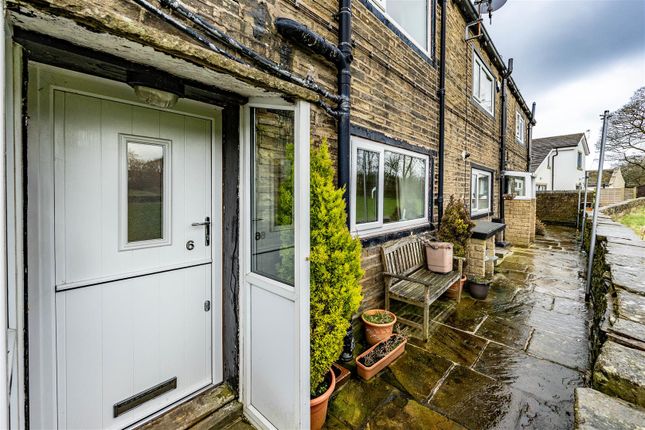 2-bed house on 6, Bunney Green, Halifax, £135,000
