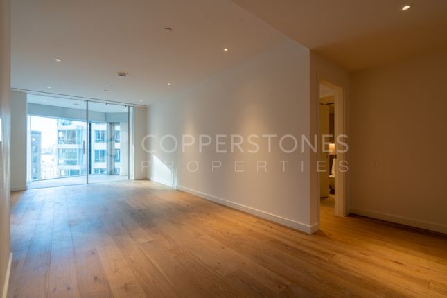 3B-05-02, London photo 4