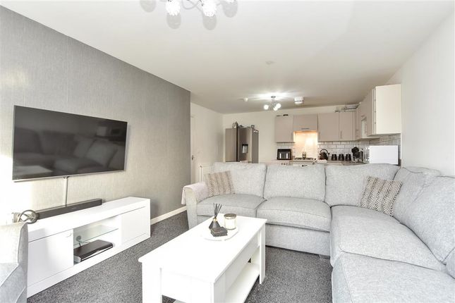 Kitchen/Living Area