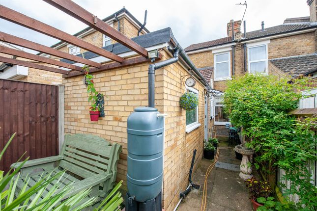 End terrace house for sale in Hartnup Street, Maidstone