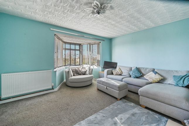 26, Langdale Drive, DERBY photo 2