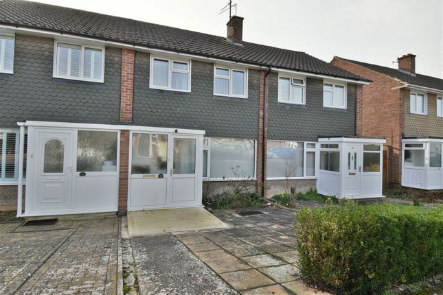 Thumbnail Terraced house for sale in Paynesdown Road, Thatcham