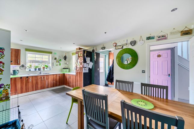 5, Hazel View, Kempsford photo 4