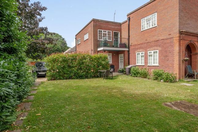 Flat for sale in Thames Mead, Windsor