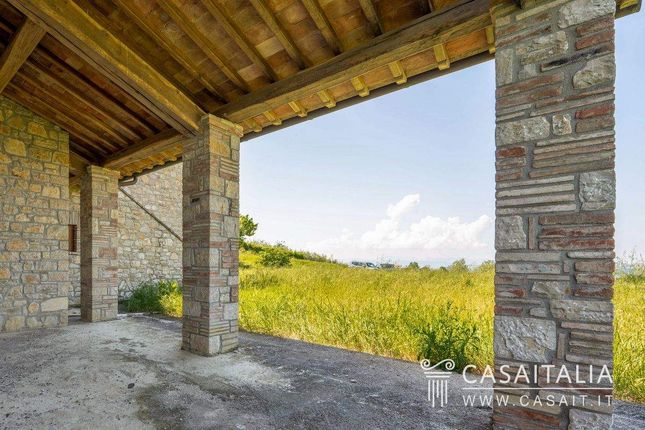 Villa for sale in Todi, Umbria, Italy