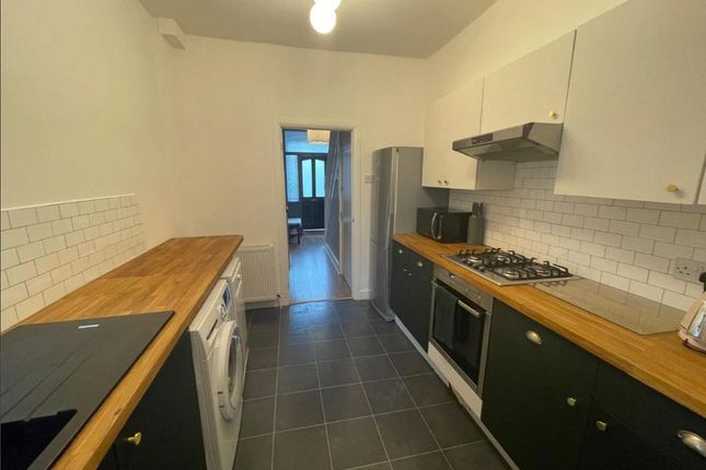 40, Leyspring Road, Leytonstone photo 3