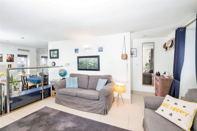 4 Barton Mews,, Treneere Lane, Penzance photo 2