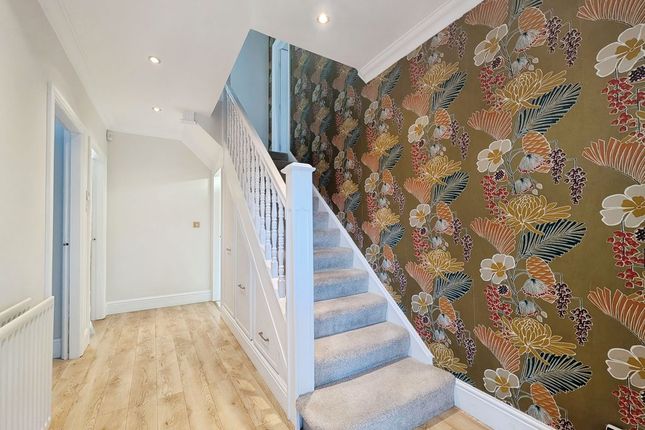 329, Wingrove Road North, Newcastle Upon Tyne photo 4