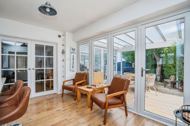 25, Sharon Road, Hampshire photo 4