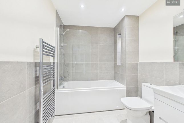 Exchange Mansion,2, Victoria Close, Rickmansworth photo 4
