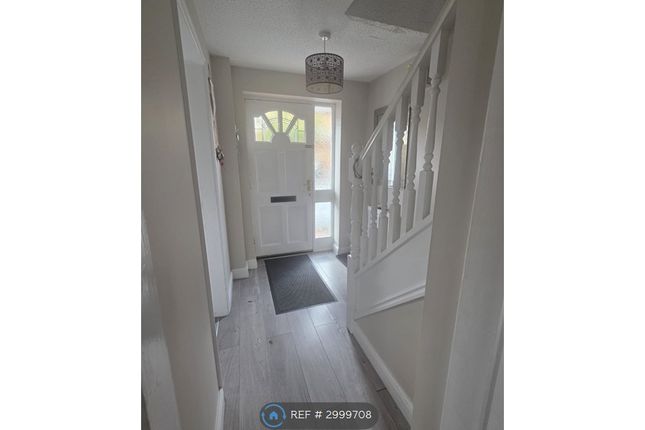 Shakespeare Close, Stoke-On-Trent photo 2