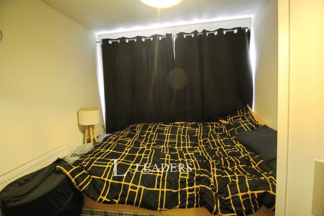 Appleyard Place, Milton Keynes photo 5