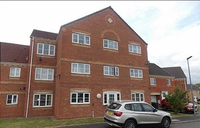 Thumbnail Flat to rent in Sannders Crescent, Tipton, Dudley Port, West Midlands
