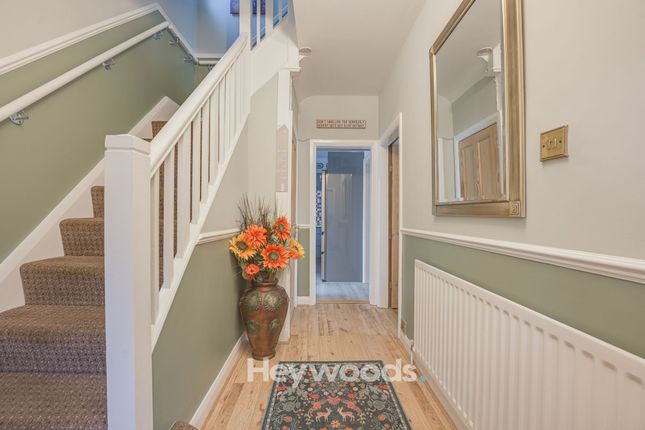 25 Hollinshead Avenue, Newcastle photo 4